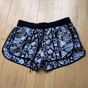 Patterned shorts